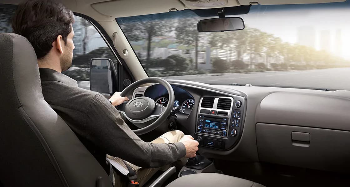 Hyundai H-100 — Intérieur 2/4